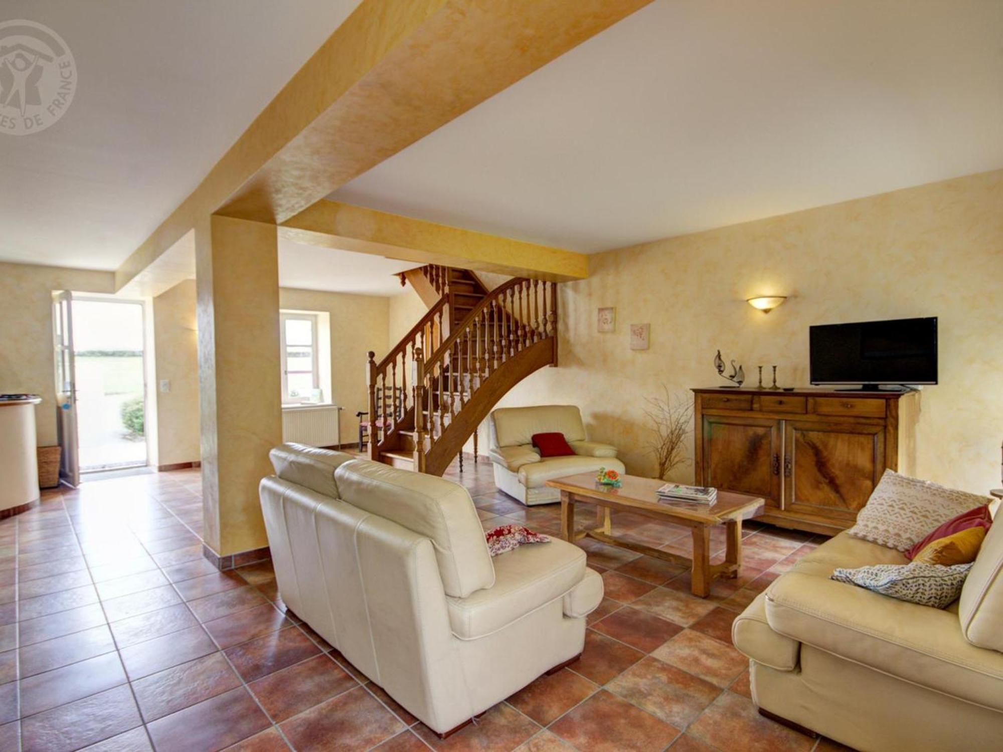 Belle Maison De Campagne Avec Piscine, 4 Chambres, Jardin Et Terrasse Pres De Montbrison - Fr-1-496-48 Chalain-le-Comtal Экстерьер фото